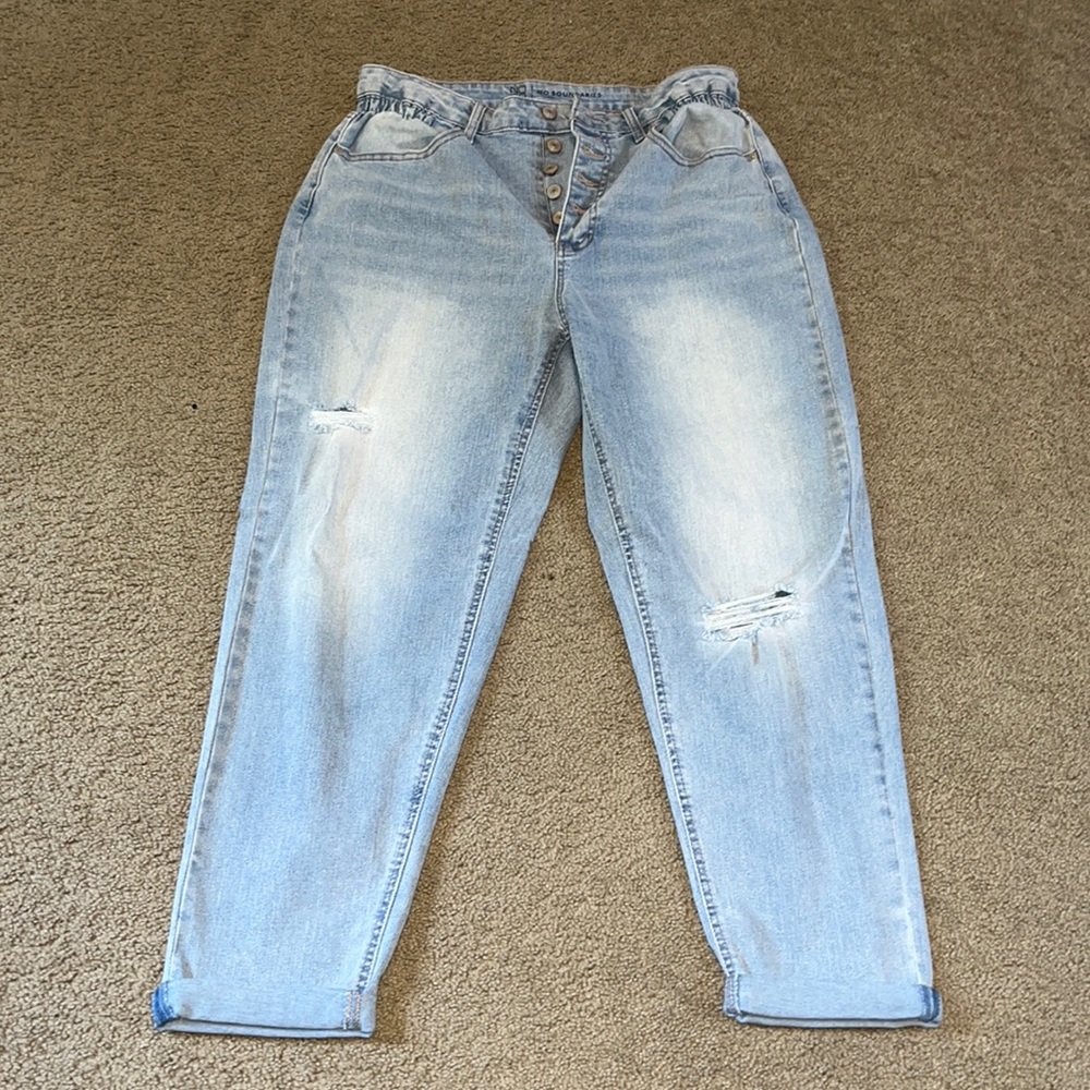 Blue Jeans - Picture 4 of 4